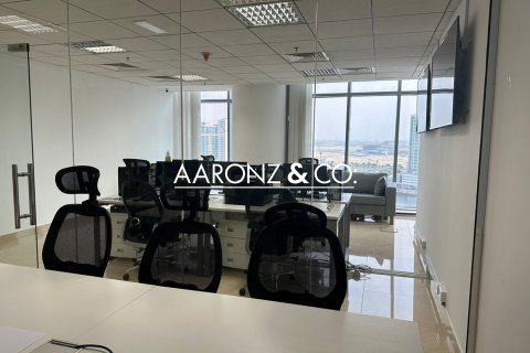 Business Bay, Dubai, UAE의 임대용 사무실 53제곱미터 번호 690579 - 사진 7