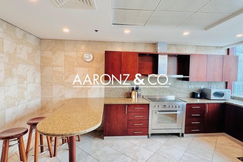 Apartment til leje i Jumeirah Beach Residence, Dubai, UAE 4 soveværelser, 344 kvm № 690580 - foto 14