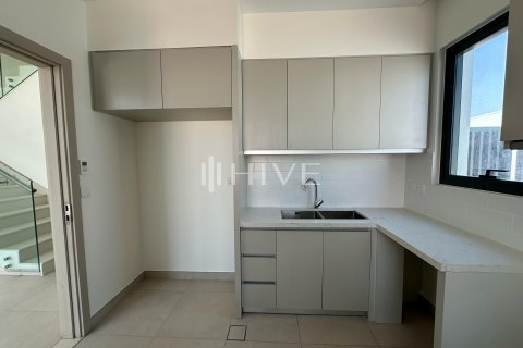 Řadový dům v Al Furjan, Dubai, SAE 4 ložnice, 268.8 m² Č.: 590736 - fotografie 16