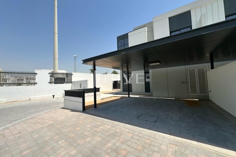 Řadový dům v Al Furjan, Dubai, SAE 4 ložnice, 268.8 m² Č.: 590736 - fotografie 24