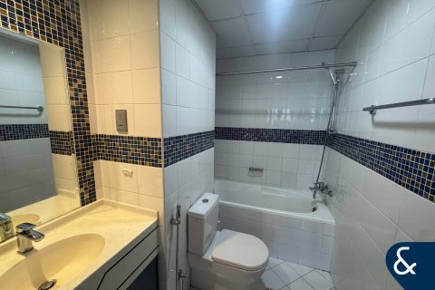 Lägenhet till försäljning i Jumeirah Lake Towers, Dubai, UAE 1 sovrum, 80 kvm Nr. 666663 - fotografi 9