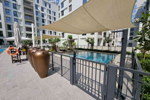 Пәтер Дубай, БАӘ-да 1 жатын бөлме, 67 м² № 696391 - фото 12