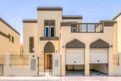 Villa en Jumeirah Islands, Dubai, EAU 3 dormitorios, 510 m² № 696386