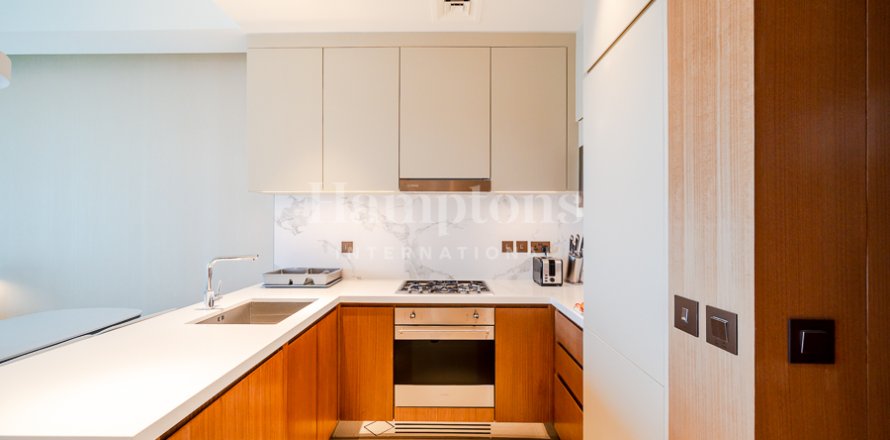 Huoneisto Downtown Dubai (Downtown Burj Dubai), Arabiemiraatit 2 makuuhuonetta, 110.39 m2 № 651498