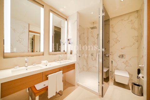 Huoneisto Downtown Dubai (Downtown Burj Dubai), Arabiemiraatit 2 makuuhuonetta, 110.39013169 m2 № 651498 - kuva 8
