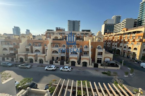 Зняти в оренду віллу в Джумейра Вилладж Серкл, Дубай, ОАЕ 4 спальні, № 587647 - фото 3