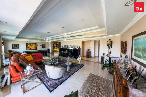 Penthouse in Dubai Sports City, UAE 4 bedrooms, 455.9 sq.m. № 571955 - photo 6