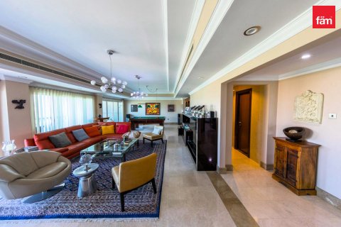 Penthouse in Dubai Sports City, UAE 4 bedrooms, 455.9 sq.m. № 571955 - photo 5