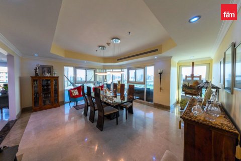 Penthouse in Dubai Sports City, UAE 4 bedrooms, 455.9 sq.m. № 571955 - photo 8