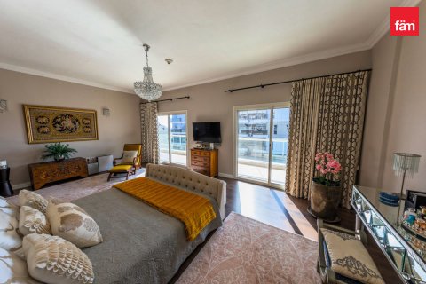 Penthouse in Dubai Sports City, UAE 4 bedrooms, 455.9 sq.m. № 571955 - photo 15