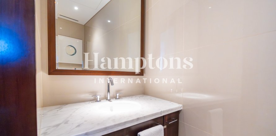 Квартира в Даунтаун Дубай (Даунтаун Бурдж Дубай), ОАЭ 2 спальни, 123.468м2 № 693589