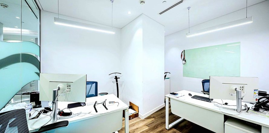 Opisina sa Business Bay, Dubai, UAE 292.6 sq.m. № 698976