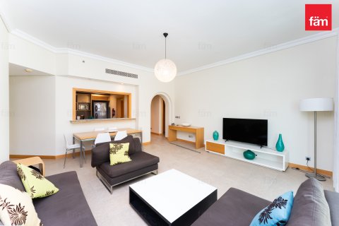 Apartamento para arrendamento em Palm Jumeirah, Dubai, EAU 2 quartos, 150.1 m2 № 691521 - foto 4