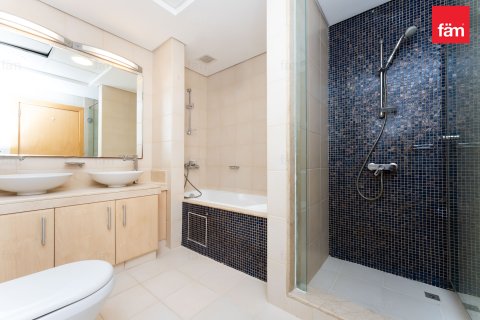 Palm Jumeirah, Dubai, संयुक्त अरब अमीरात में अपार्टमेंट, 2 बेडरूम, 150.1 वर्ग मीटर, संख्या 691521 - फ़ोटो 8