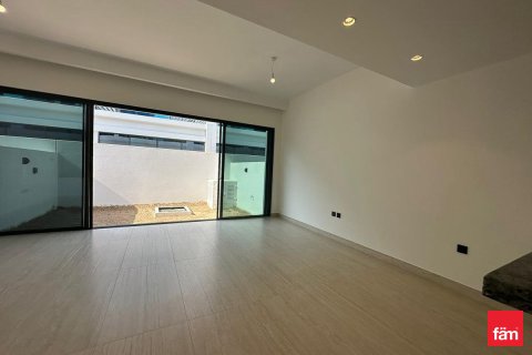 Villetta a schiera in affitto a Dubai, EAU 4 camere da letto, 144 mq. № 691520 - foto 4