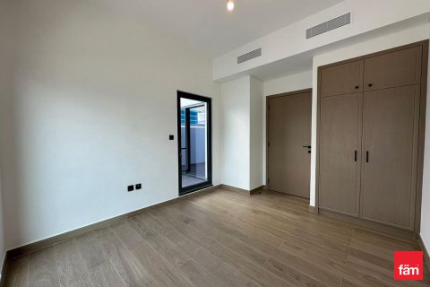 Villetta a schiera in affitto a Dubai, EAU 4 camere da letto, 144 mq. № 691520 - foto 11