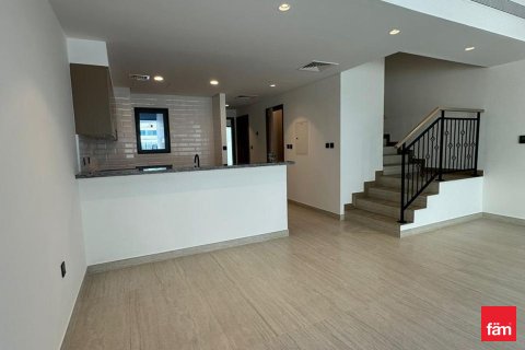 Dubai, UAE의 임대용 타운하우스 침실 4개, 144제곱미터 번호 691520 - 사진 4