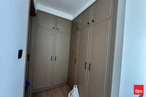 Dubai, UAE의 임대용 타운하우스 침실 4개, 144제곱미터 번호 691520 - 사진 13