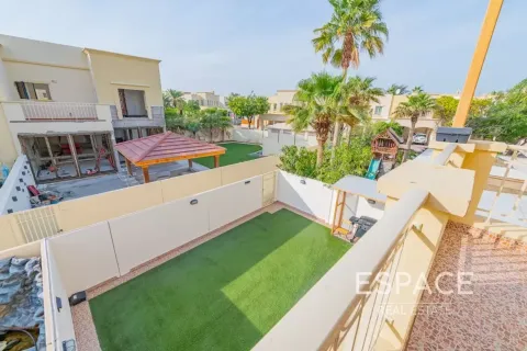 Villa en venta en The Springs, Dubai, EAU 5 dormitorios, 289 m2 № 737923 - foto 18