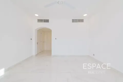 Villa en venta en The Springs, Dubai, EAU 5 dormitorios, 289 m2 № 737923 - foto 12