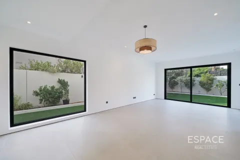 Villa en venta en Meadows, Dubai, EAU 4 dormitorios, 332 m2 № 737925 - foto 2