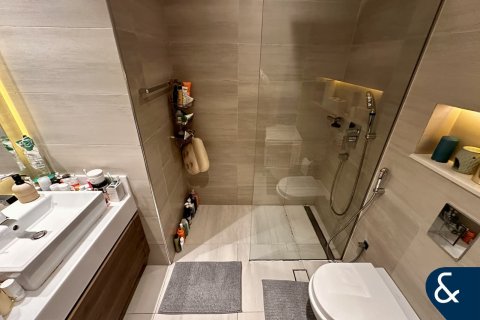 Купить квартиру в Даунтаун Дубай (Даунтаун Бурдж Дубай), ОАЭ 2 спальни, 142м2, № 697755 - фото 6