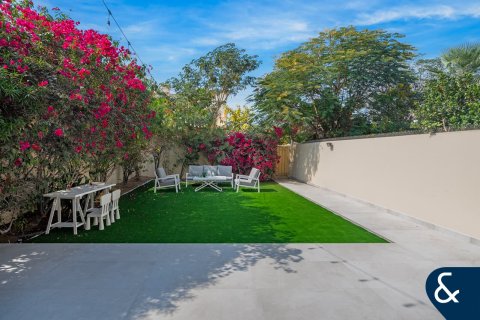 Vilă de vânzare în The Springs, Dubai, EAU 3 dormitoare, 228 mp.  №697754 - poză 25