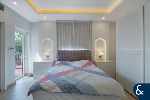 Vilă de vânzare în The Springs, Dubai, EAU 3 dormitoare, 228 mp.  №697754 - poză 18