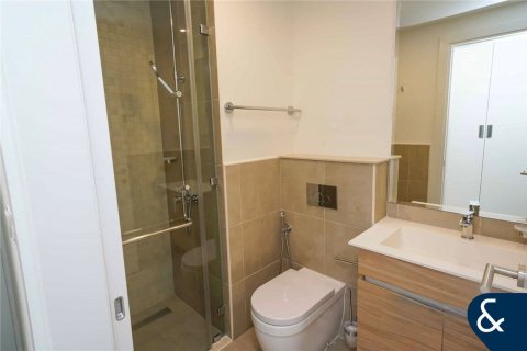 Apartman u gradu Jumeirah Golf Estates, Dubai, UAE 3 spavaće sobe, 167 m2 Br. 697751 - Slika 11