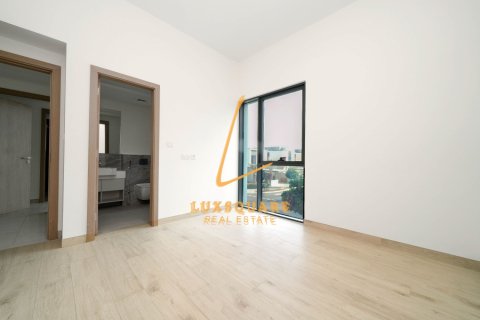 Vilë në Al Furjan, Dubai, Emiratet e Bashkuara Arabe 4 dhoma gjumi, 570 m2. № 694620 - Foto 21