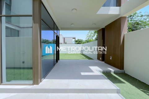 Maison de ville à louer à Abu Dhabi, EAU 3 chambres, 269 m2 № 657100 - photo 12