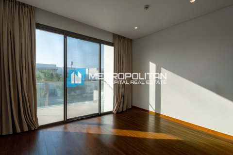 Huvila Yas Island, Abu Dhabi, Arabiemiraatit 6 makuuhuonetta, 662.8 m2 № 657095 - kuva 13