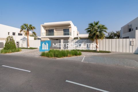 Huvila Yas Island, Abu Dhabi, Arabiemiraatit 6 makuuhuonetta, 662.8 m2 № 657095 - kuva 31