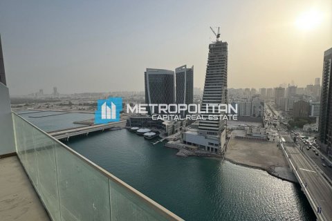 Appartamento in affitto a Al Maryah Island, Abu Dhabi, EAU 3 camere da letto, 129.3 mq. № 657099 - foto 2