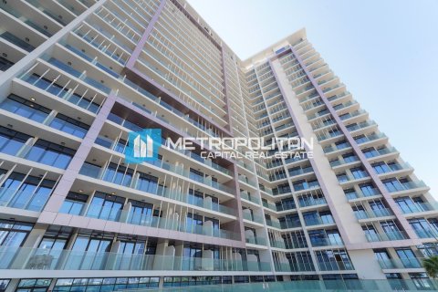 Appartamento in affitto a Al Maryah Island, Abu Dhabi, EAU 3 camere da letto, 129.3 mq. № 657099 - foto 1