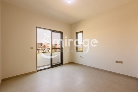 Shtëpi në qytet në Khalifa City, Abu Dhabi, Emiratet e Bashkuara Arabe 3 dhoma gjumi, 171.7 m2. № 574326 - Foto 3
