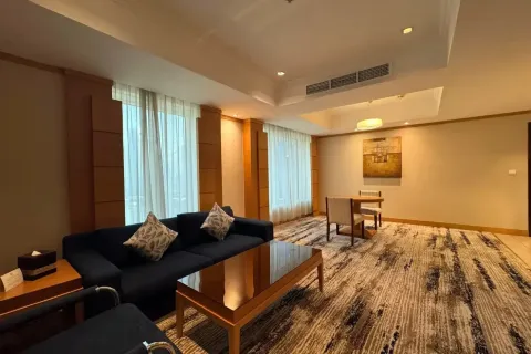 Apartament de închiriat în Sheikh Zayed Road, Dubai, EAU 1 dormitor, 4 mp. №662917 - poză 2