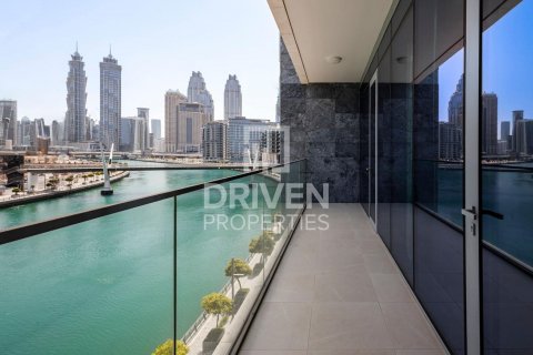 Apartment in Al Wasl, Dubai, UAE 2 bedrooms, 141 sq.m. № 601717 - photo 1