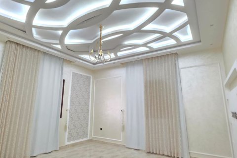 Villa til salgs i Khuzam, Ras Al Khaimah, Emiratene 4 soverom, 372 kvm Nr. 734856 - Foto 12