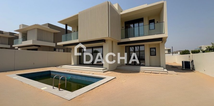 Villa asukohaga Jebel Ali, Dubai, AÜE: 5 magamistoaga, 441 m² Nr 723146