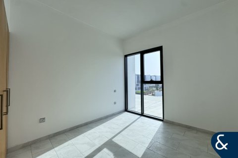 Townhouse sa Dubai Land, Dubai, UAE 3 silid-tulugan, 181 sq.m. № 666436 - larawan 14