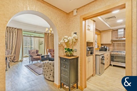 דירה למכירה ב Palm Jumeirah, Dubai, איחוד האמירויות 2 חדרי שינה, 147 מ"ר, מספר 666438 - תמונה 11