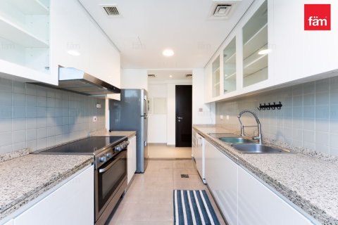 Dubai, UAE의 임대용 타운하우스 침실 3개, 187.2제곱미터 번호 691514 - 사진 13