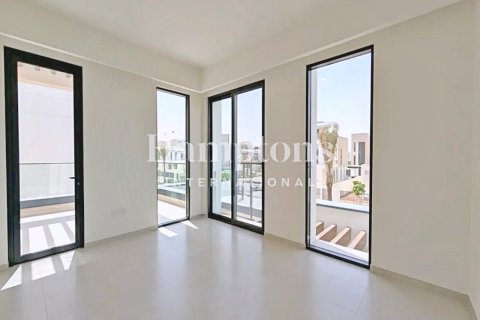 Βίλα σε Arabian Ranches 3, Dubai, ΗΑΕ 4 υπνοδωμάτια, 380.62359100 τ.μ. Αρ. 693897 - φωτογραφία 6
