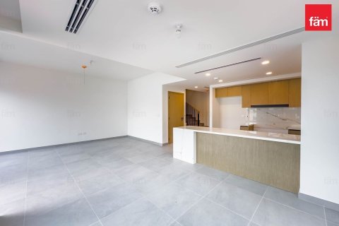 Villa til salgs i Dubai, Emiratene 4 soverom, 241.5 kvm Nr. 686101 - Foto 3