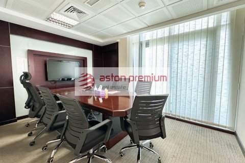 Oficiu de vânzare în Jumeirah Lake Towers, Dubai, EAU 144.6 mp.  №670303 - poză 7