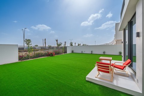 Vilë në Dubai South (Dubai World Central), Dubai, Emiratet e Bashkuara Arabe 3 dhoma gjumi, 496 m2. № 691828 - Foto 14