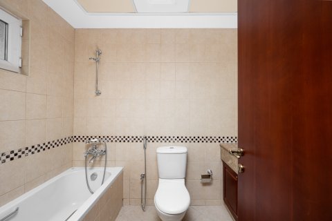 Villa para arrendamento em Arabian Ranches, Dubai, EAU 7 quartos, 1072.57 m2 № 750072 - foto 11