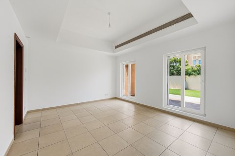 Villa para arrendamento em Arabian Ranches, Dubai, EAU 7 quartos, 1072.57 m2 № 750072 - foto 5
