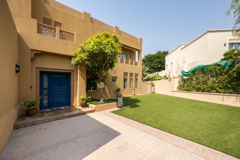 Villa para arrendamento em Arabian Ranches, Dubai, EAU 7 quartos, 1072.57 m2 № 750072 - foto 23